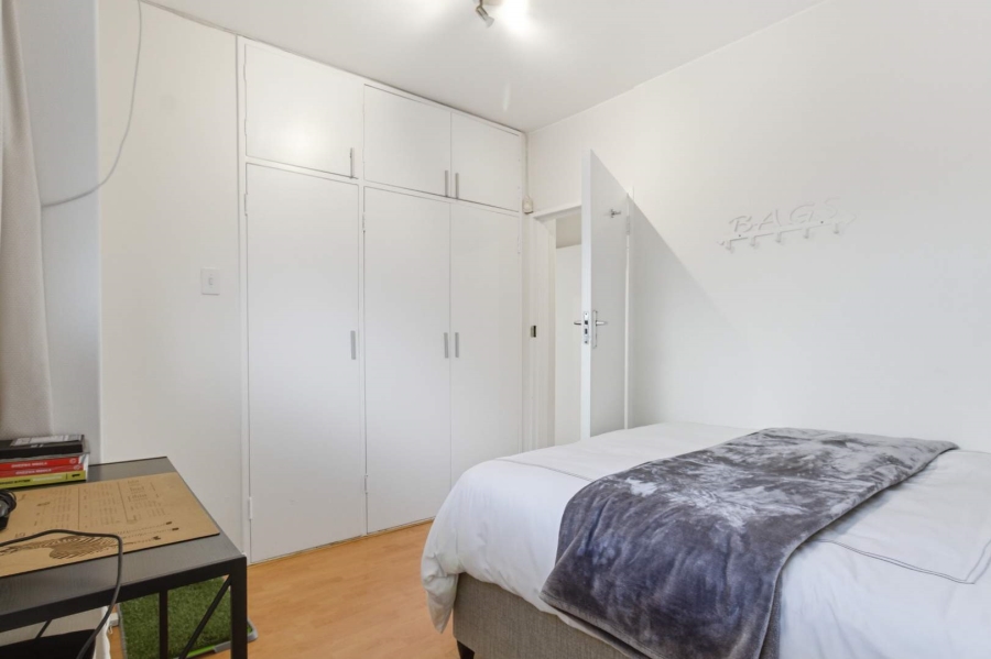 2 Bedroom Property for Sale in Green Point Western Cape